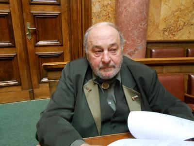 Predsednik Milan Pecić